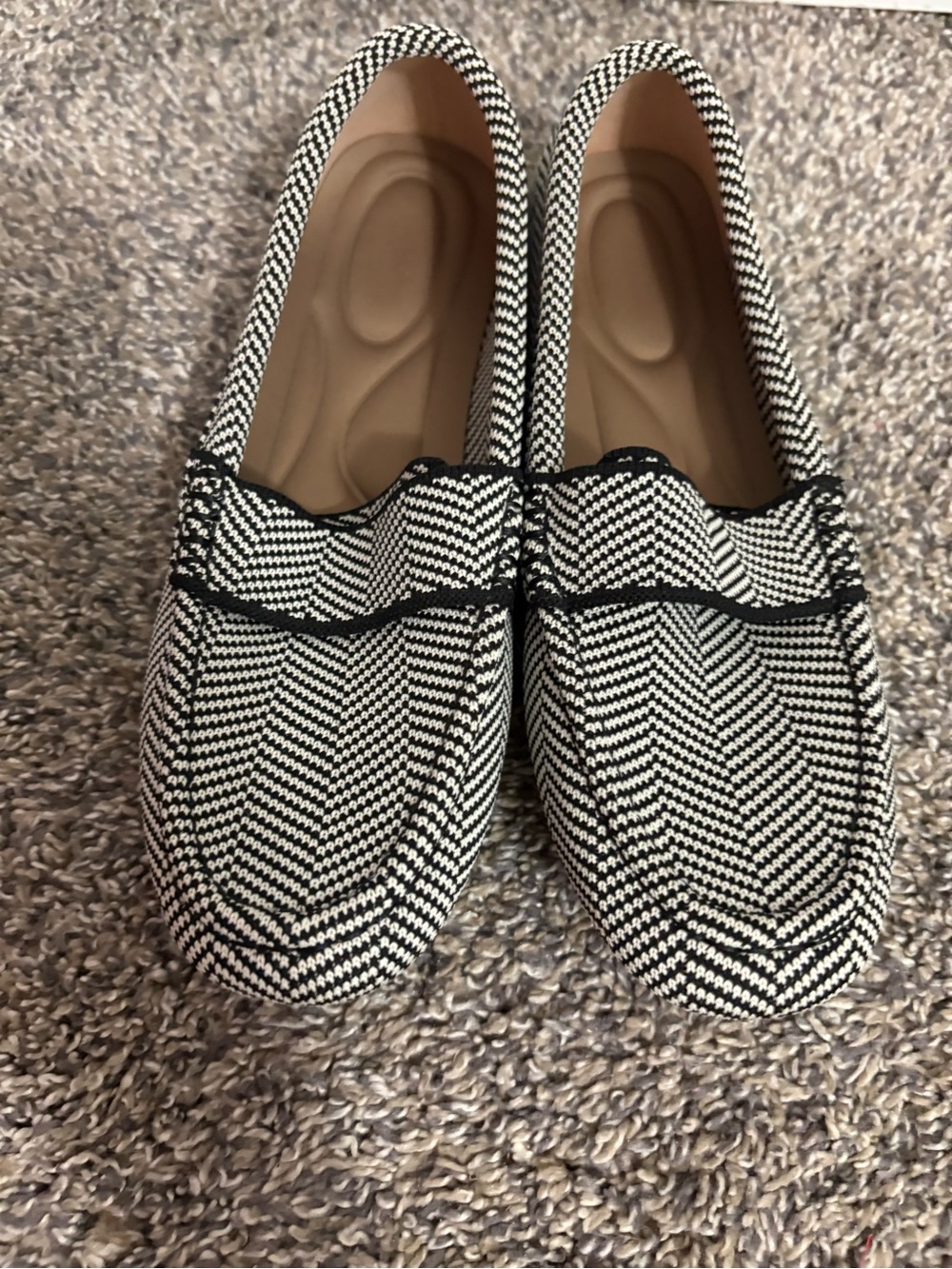 Women’s Black & White Patterned Slip-On Loafers
